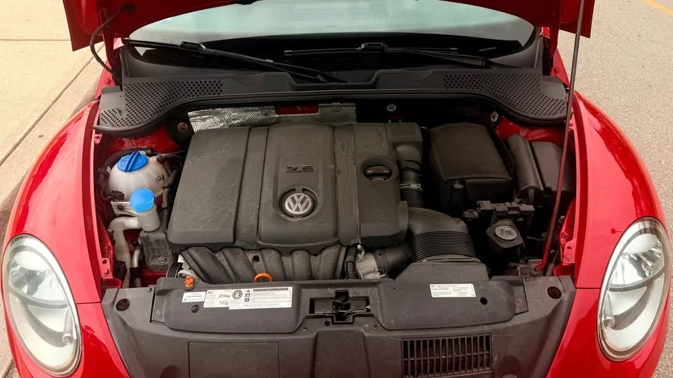 2012 Volkswagen A5 Beetle - Image 11 of 12