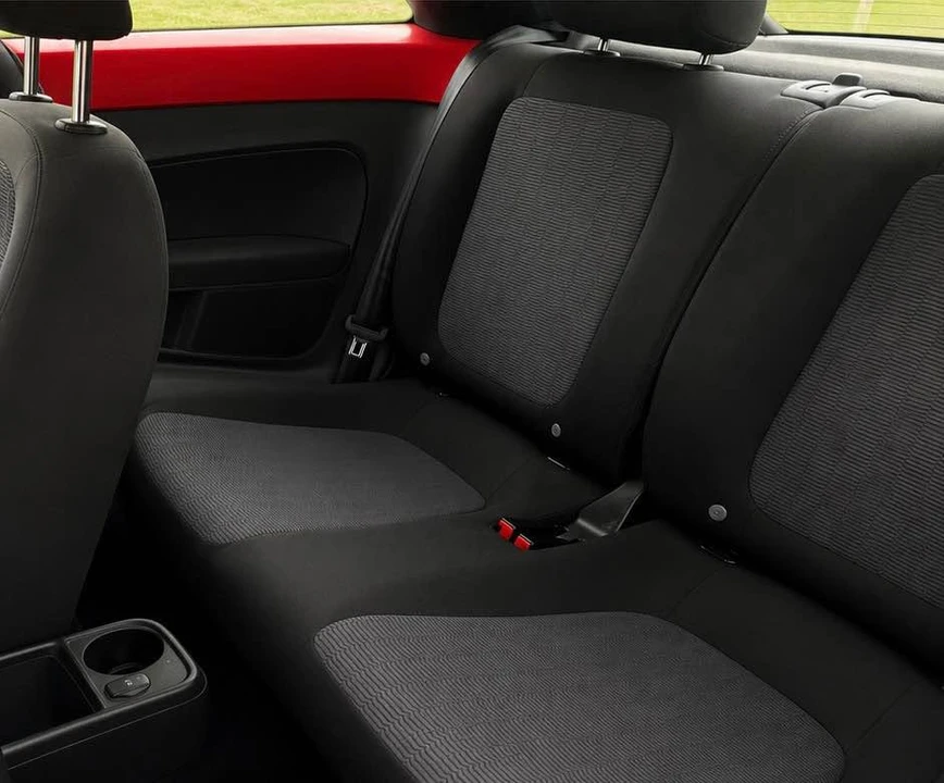 2012 Volkswagen A5 Beetle - Image 8 of 12
