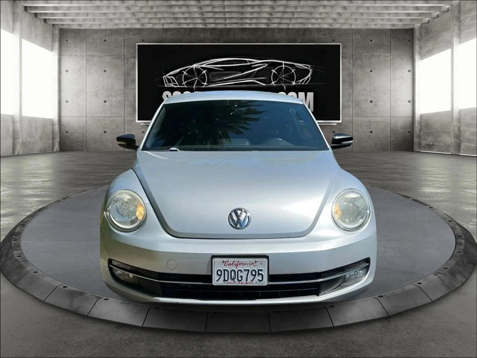 2012 Volkswagen A5 Beetle - Image 2 of 20
