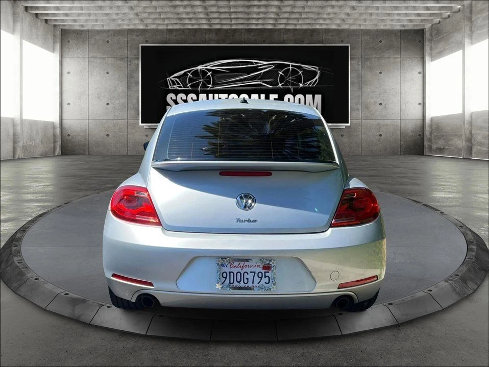 2012 Volkswagen A5 Beetle - Image 5 of 20