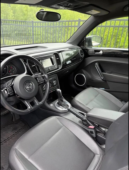 2012 Volkswagen A5 Beetle - Image 6 of 7