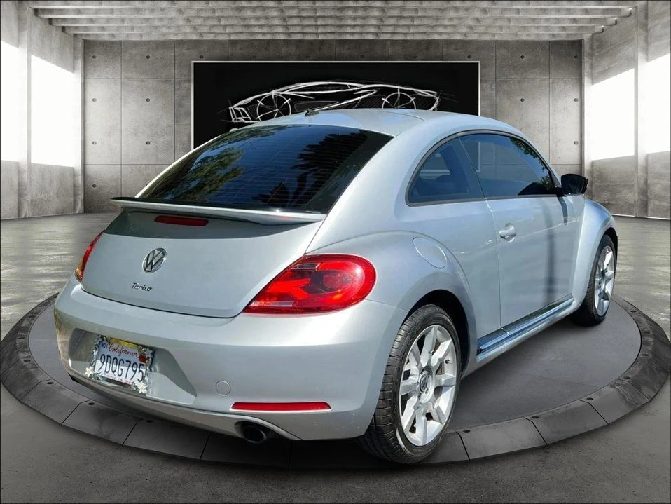 2012 Volkswagen A5 Beetle - Image 6 of 20