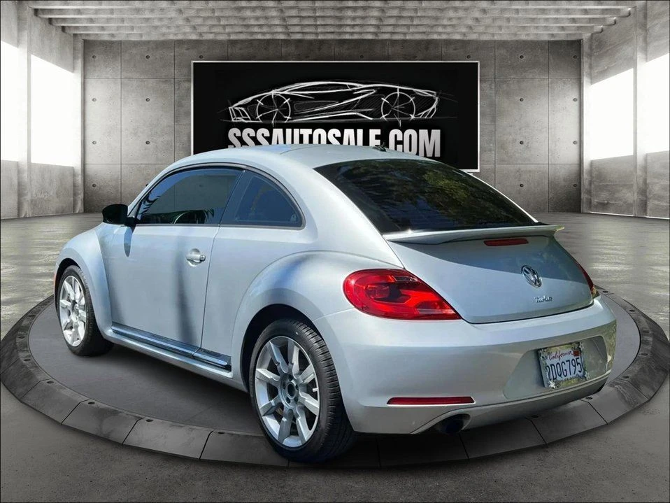 2012 Volkswagen A5 Beetle - Image 4 of 20
