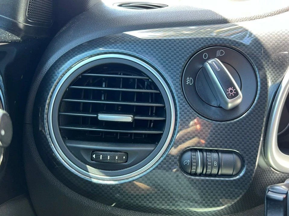2012 Volkswagen A5 Beetle - Image 17 of 20