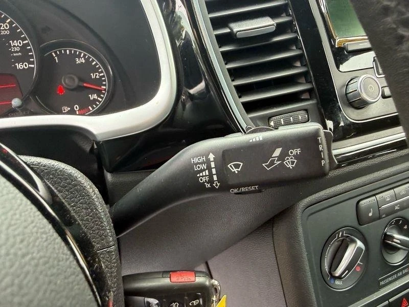2012 Volkswagen A5 Beetle - Image 18 of 19