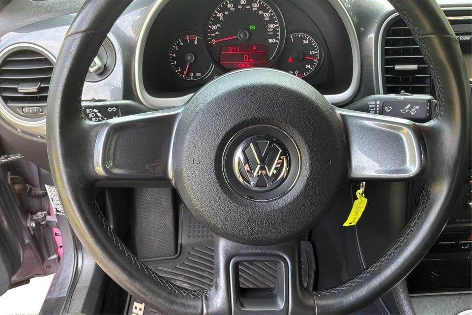 2012 Volkswagen A5 Beetle - Image 16 of 20
