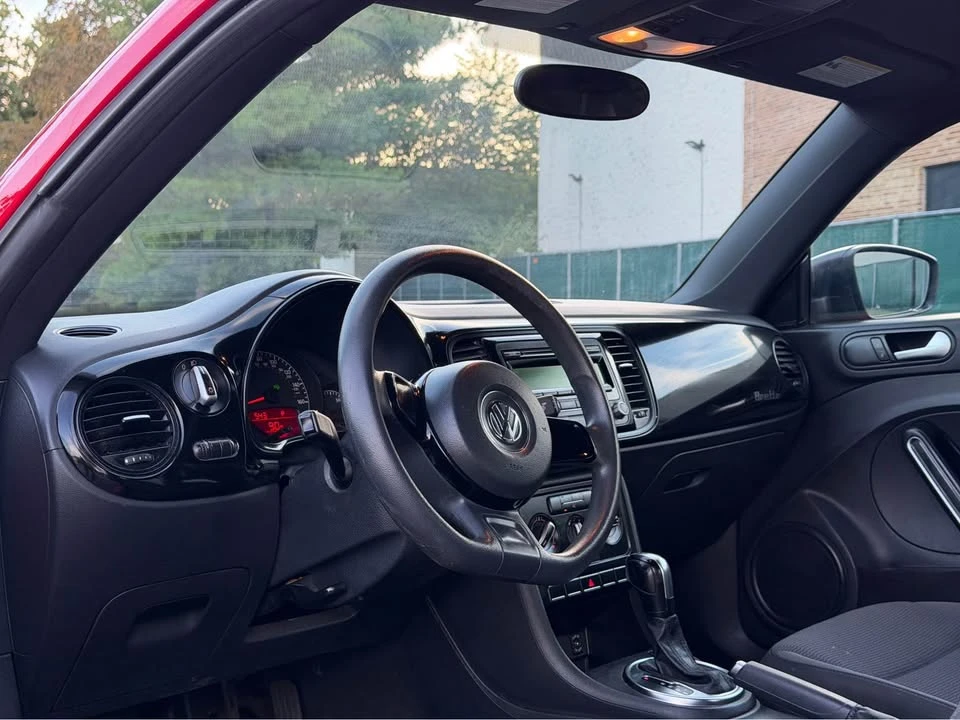 2012 Volkswagen A5 Beetle - Image 15 of 20