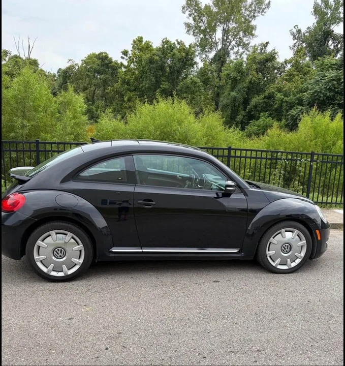 2012 Volkswagen A5 Beetle - Image 5 of 7