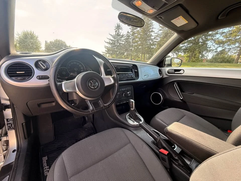 2012 Volkswagen A5 Beetle - Image 5 of 7