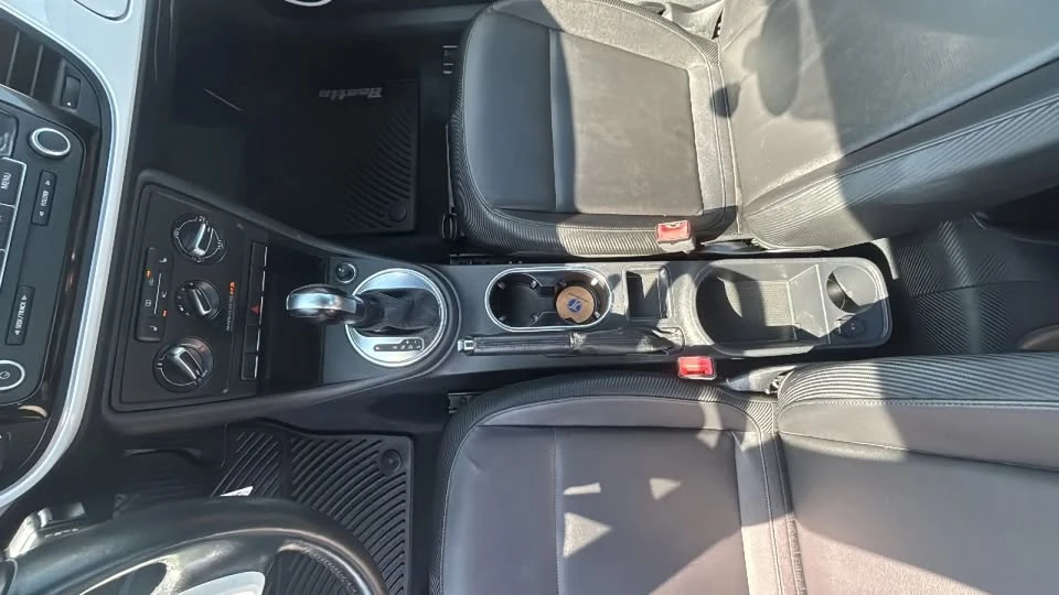 2012 Volkswagen A5 Beetle - Image 19 of 20