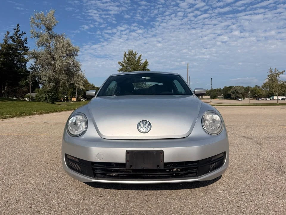 2012 Volkswagen A5 Beetle - Image 2 of 7