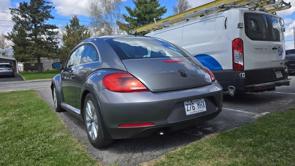 2012 Volkswagen A5 Beetle - Image 4 of 11