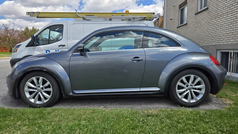 2012 Volkswagen A5 Beetle - Image 3 of 11