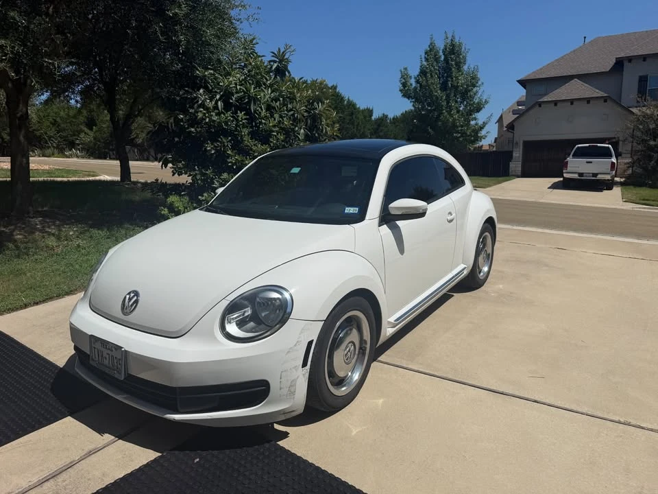 2012 Volkswagen A5 Beetle - Image 5 of 13