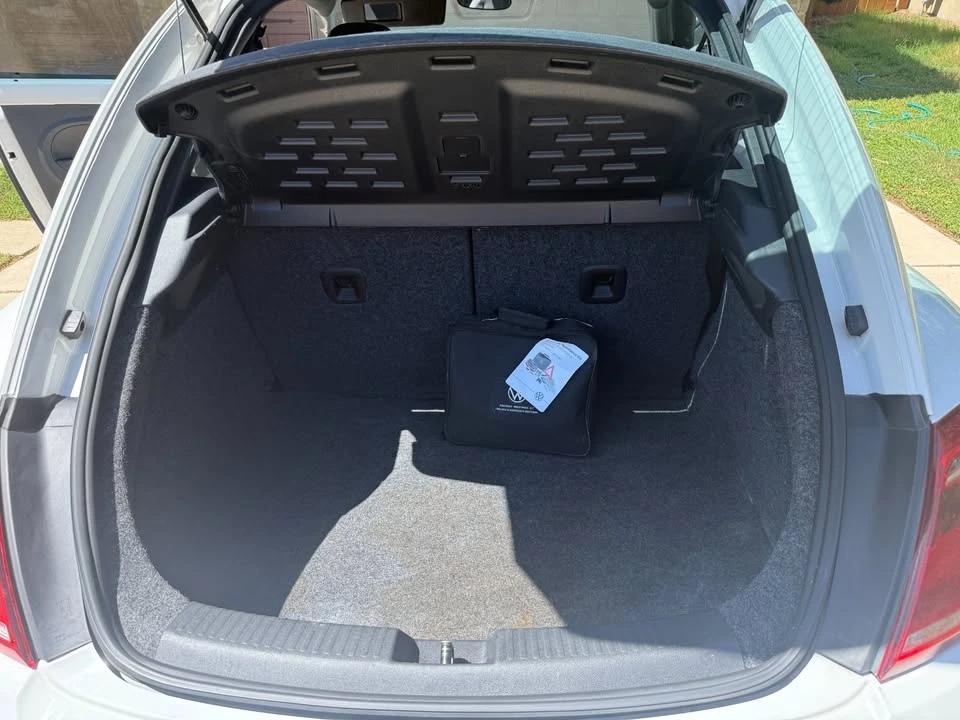 2012 Volkswagen A5 Beetle - Image 10 of 13