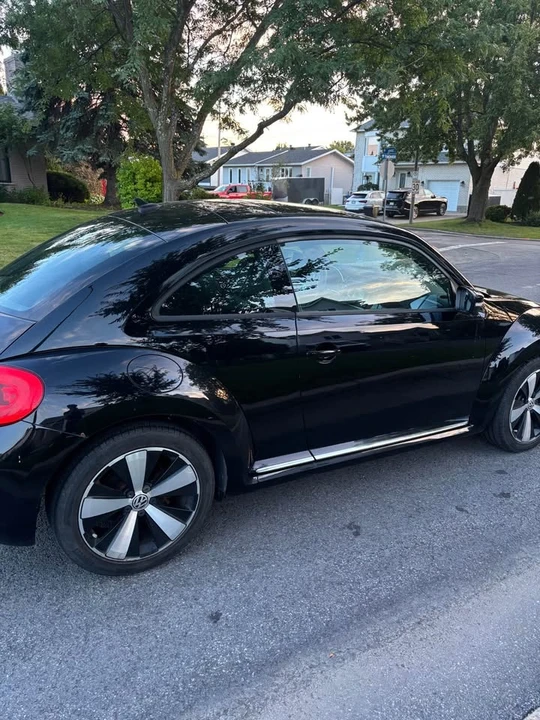 2012 Volkswagen A5 Beetle - Image 5 of 11