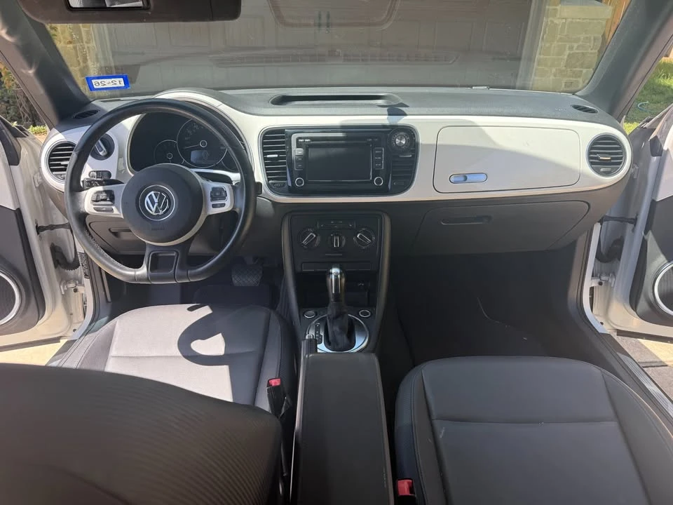 2012 Volkswagen A5 Beetle - Image 3 of 13