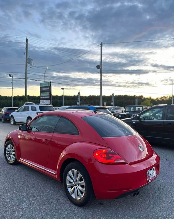 2012 Volkswagen A5 Beetle - Image 7 of 8