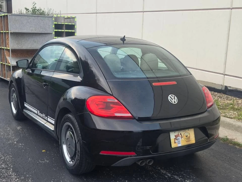 2012 Volkswagen A5 Beetle - Image 4 of 17