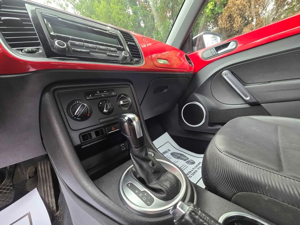 2012 Volkswagen A5 Beetle - Image 13 of 20