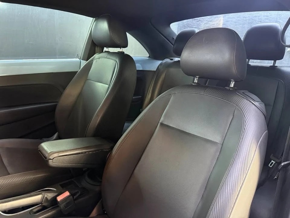 2012 Volkswagen A5 Beetle - Image 10 of 16