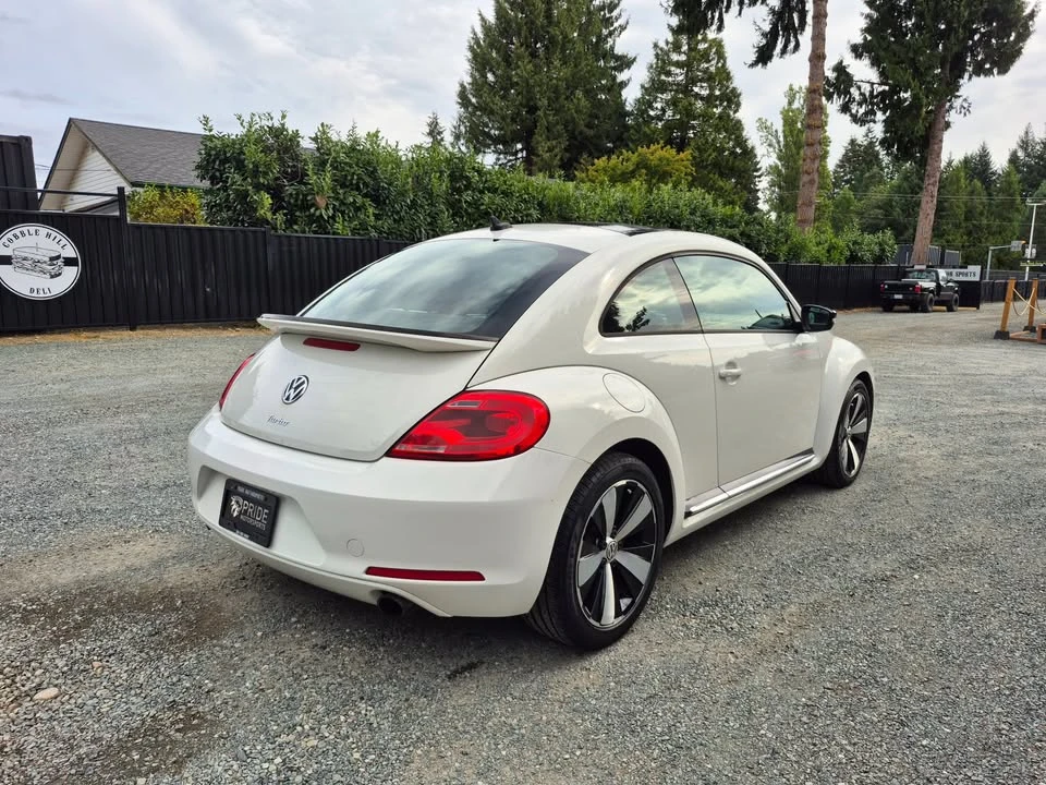 2012 Volkswagen A5 Beetle - Image 4 of 20