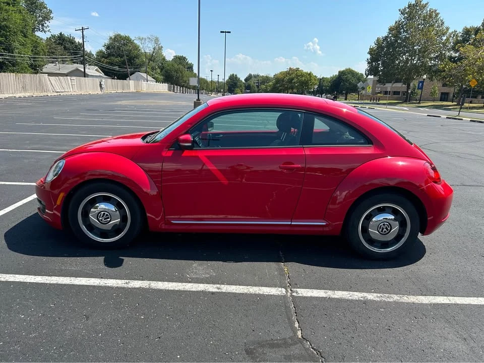 2012 Volkswagen A5 Beetle - Image 3 of 16