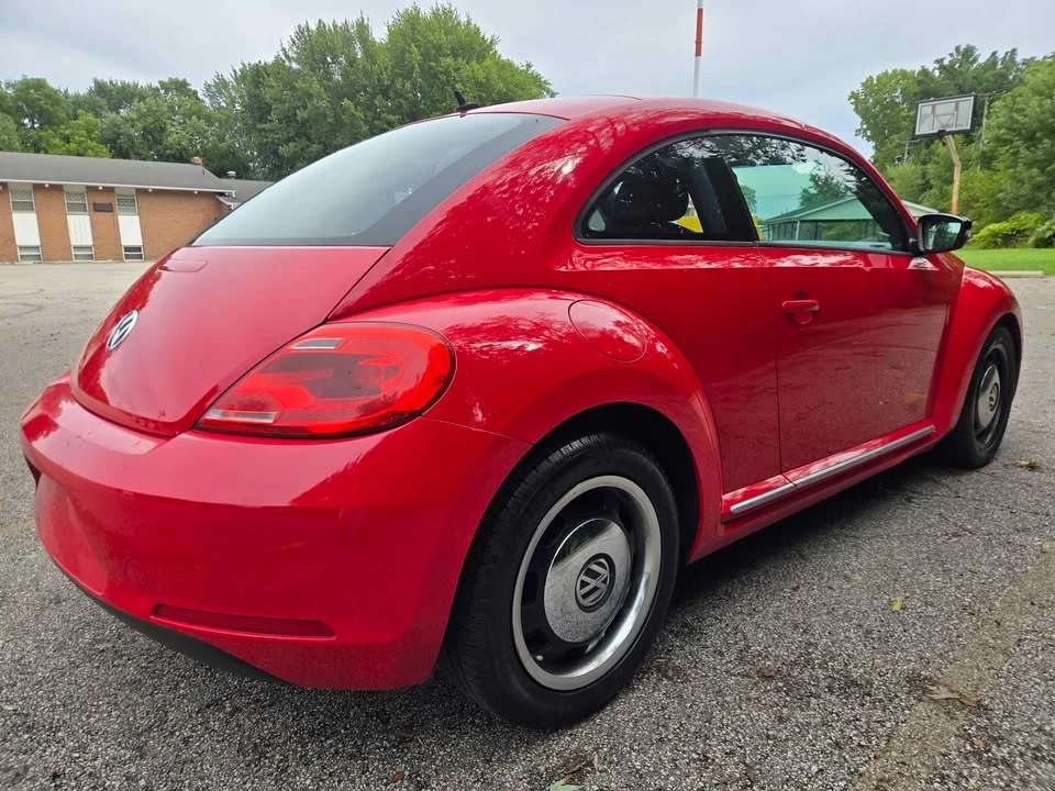 2012 Volkswagen A5 Beetle - Image 6 of 20