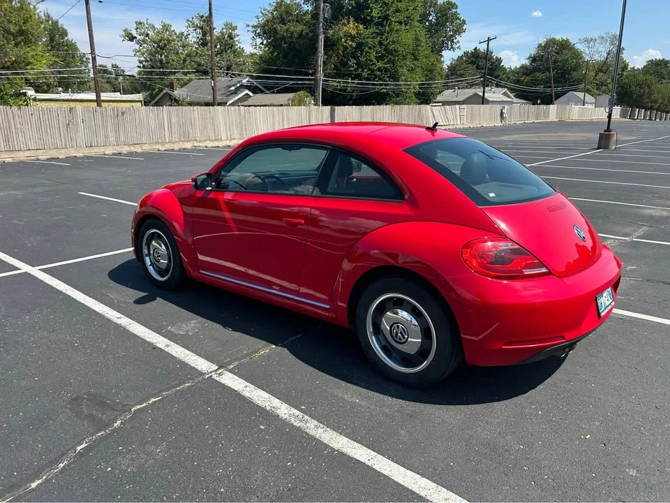 2012 Volkswagen A5 Beetle - Image 4 of 16