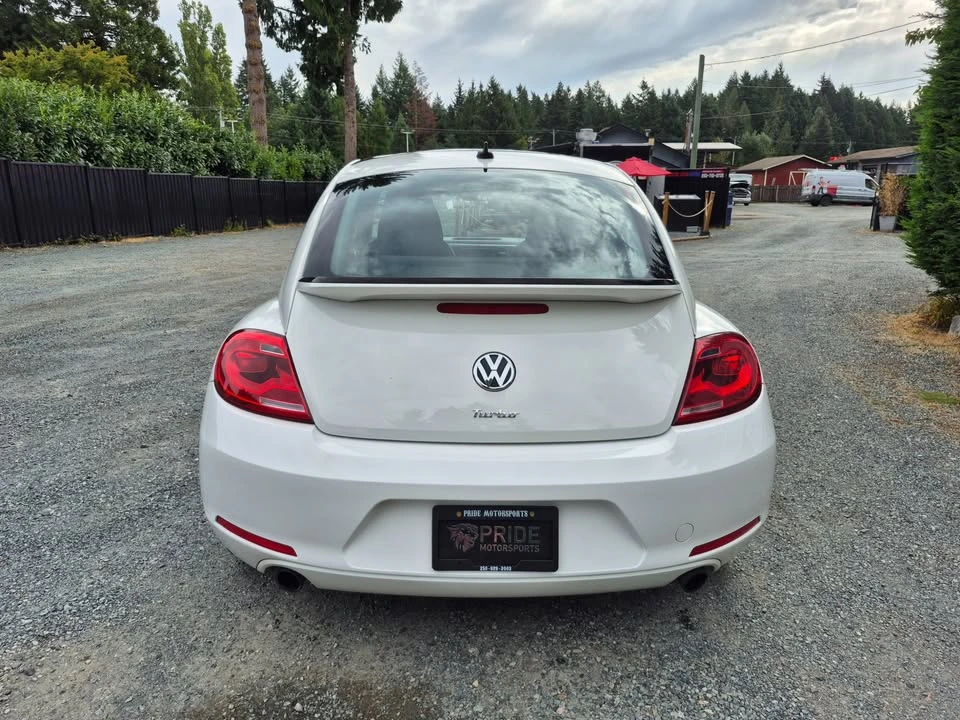 2012 Volkswagen A5 Beetle - Image 6 of 20