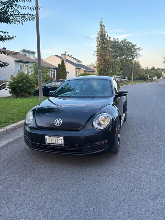 2012 Volkswagen A5 Beetle - Image 6 of 11