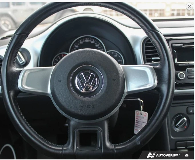 2012 Volkswagen A5 Beetle - Image 10 of 15