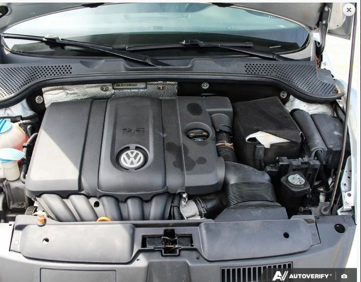 2012 Volkswagen A5 Beetle - Image 7 of 15