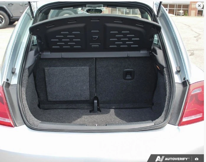 2012 Volkswagen A5 Beetle - Image 8 of 15