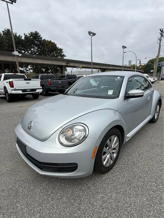 2012 Volkswagen A5 Beetle - Image 3 of 9