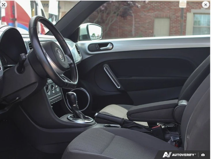 2012 Volkswagen A5 Beetle - Image 9 of 15