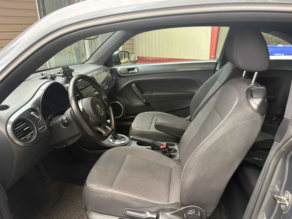 2012 Volkswagen A5 Beetle - Image 11 of 12