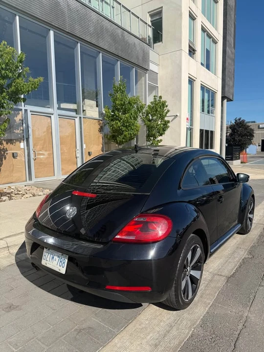 2012 Volkswagen A5 Beetle - Image 2 of 7