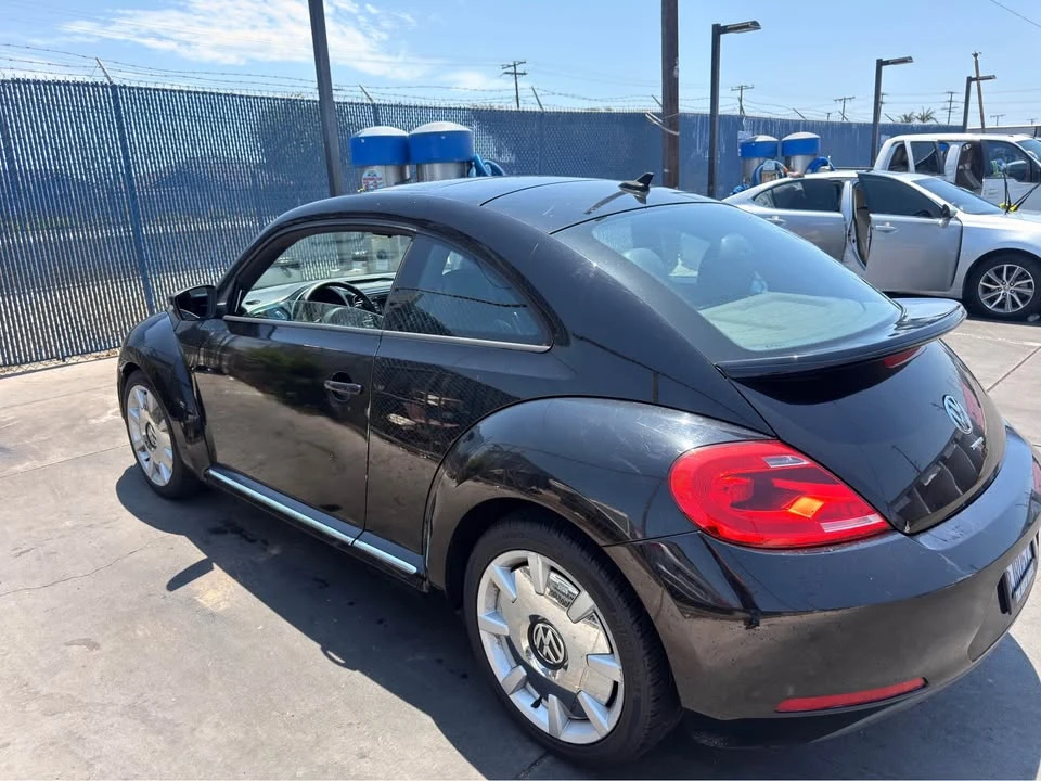 2012 Volkswagen A5 Beetle - Image 4 of 4