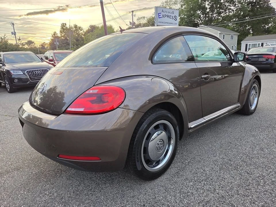 2012 Volkswagen A5 Beetle - Image 5 of 20