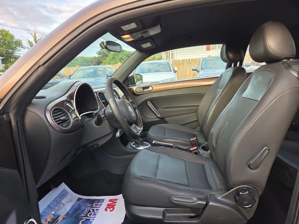 2012 Volkswagen A5 Beetle - Image 9 of 20