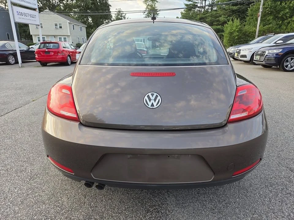 2012 Volkswagen A5 Beetle - Image 4 of 20
