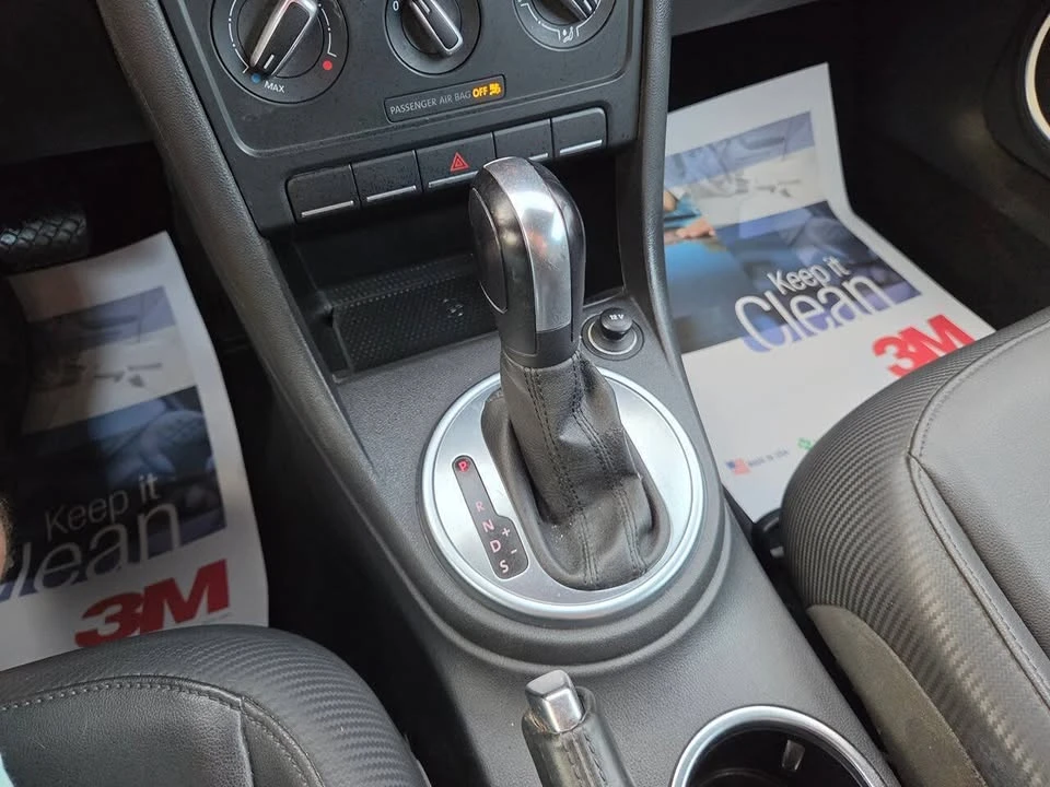 2012 Volkswagen A5 Beetle - Image 15 of 20