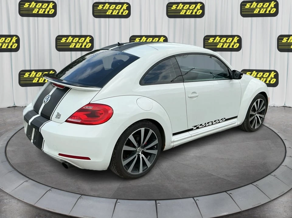 2012 Volkswagen A5 Beetle - Image 5 of 11