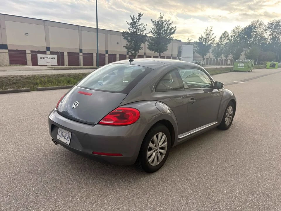 2012 Volkswagen A5 Beetle - Image 5 of 12