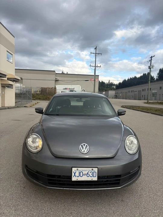 2012 Volkswagen A5 Beetle - Image 8 of 12