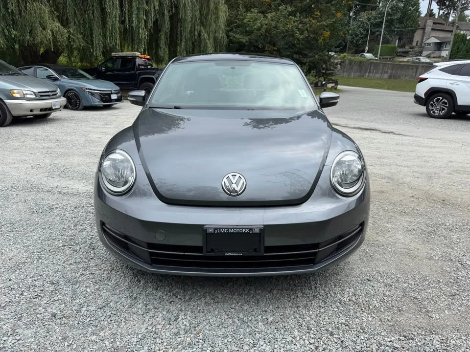 2012 Volkswagen A5 Beetle - Image 2 of 15