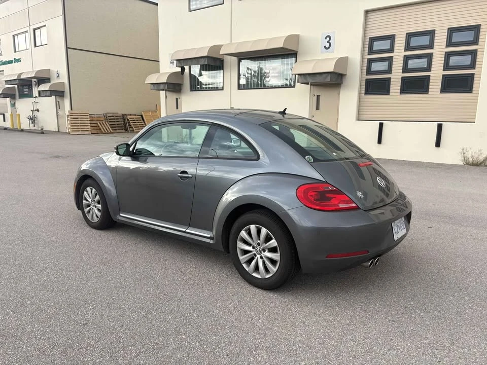 2012 Volkswagen A5 Beetle - Image 3 of 12