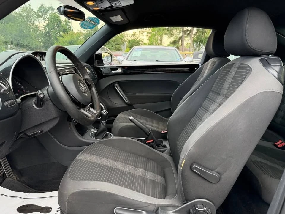 2012 Volkswagen A5 Beetle - Image 11 of 20