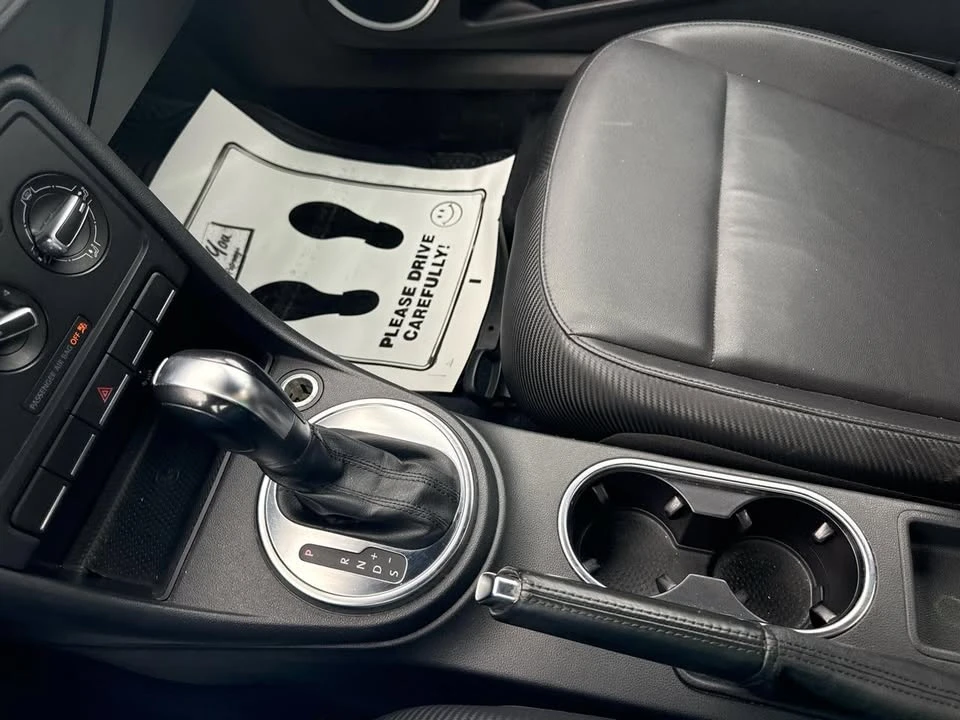 2012 Volkswagen A5 Beetle - Image 10 of 14